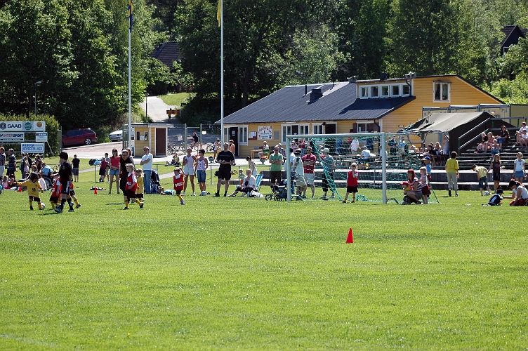 2006-06-10 (60).JPG - Fotbollsskolan Flickor